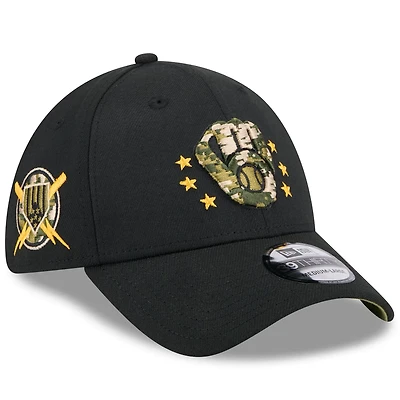 New Era Milwaukee Brewers 2024 Armed Forces Day 39THIRTY Flex Hat