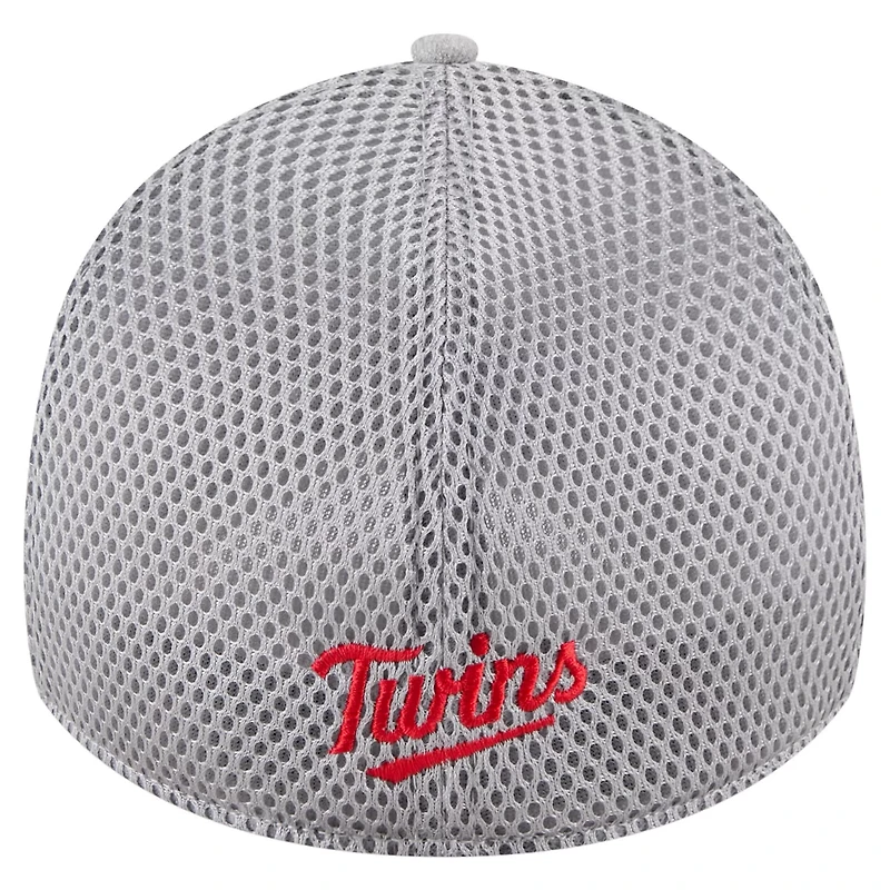 New Era Minnesota Twins Visor Paint Splatter 39THIRTY Flex Hat