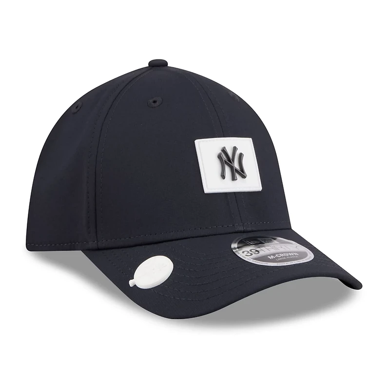 New Era York Yankees 2026 Clubhouse M-Crown 39THIRTY Flex Hat
