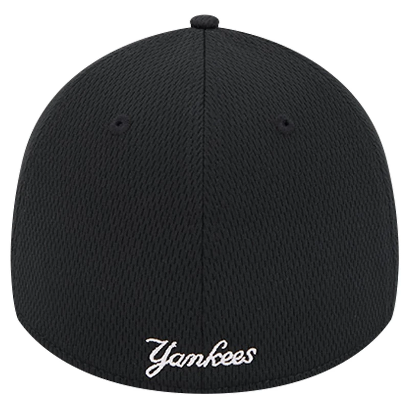 New Era New York Yankees Active Dash Mark 39THIRTY Flex Hat
