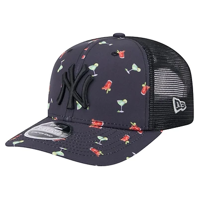 New Era New York Yankees Adventure Drinks Pattern 9SEVENTY Stretch-Snap Hat