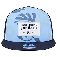 New Era New York Yankees Bikini Bottom Trucker 9FIFTY Snapback Hat