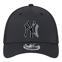 New Era York Yankees Metallic 39THIRTY M-Crown Flex Hat