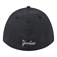 New Era York Yankees Metallic 39THIRTY M-Crown Flex Hat