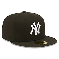 New Era New York Yankees Team Logo 59FIFTY Fitted Hat