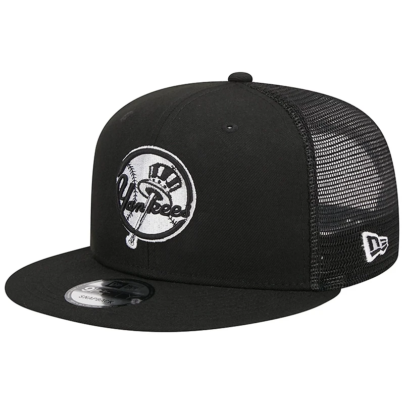 New Era New York Yankees Top Hat Trucker 9FIFTY Snapback Hat