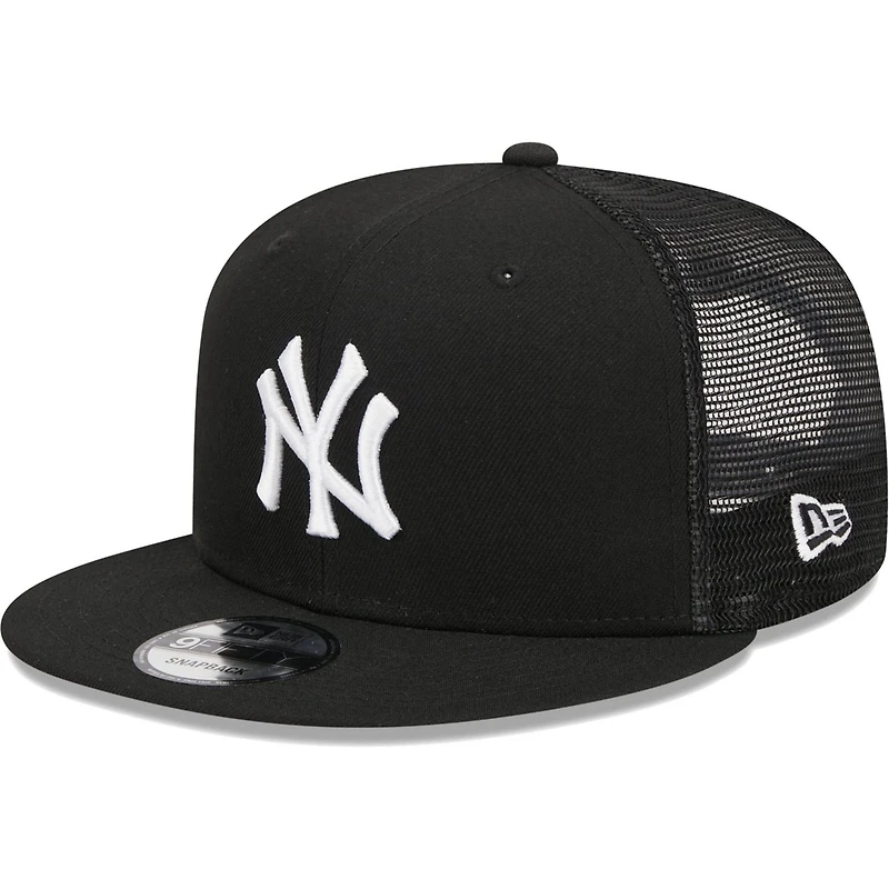 New Era New York Yankees Trucker 9FIFTY Snapback Hat
