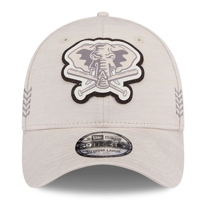 New Era Oakland Athletics 2024 Clubhouse 39THIRTY Flex Fit Hat