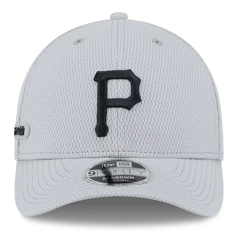 New Era Pittsburgh Pirates 2025 MLB Clubhouse 9FORTY M-Crown Adjustable Hat