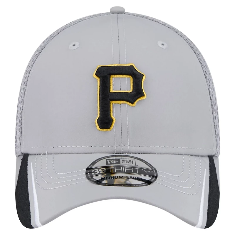 New Era Pittsburgh Pirates Linear 39THIRTY Flex-Fit Hat