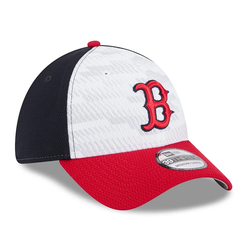 New Era Red Boston Sox 2025 MLB Clubhouse 39THIRTY Flex Hat