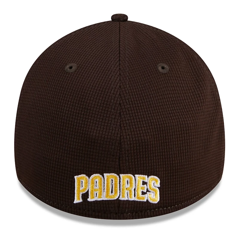 New Era San Diego Padres 2024 Batting Practice 39THIRTY Flex Hat