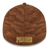 New Era San Diego Padres 2025 MLB Clubhouse 39THIRTY Flex Hat