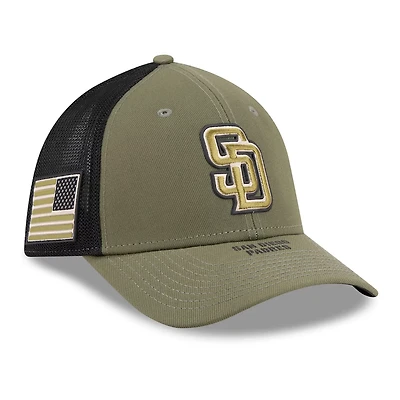 New Era San Diego Padres 2026 Armed Forces Day 39THIRTY M-Crown Flex Hat