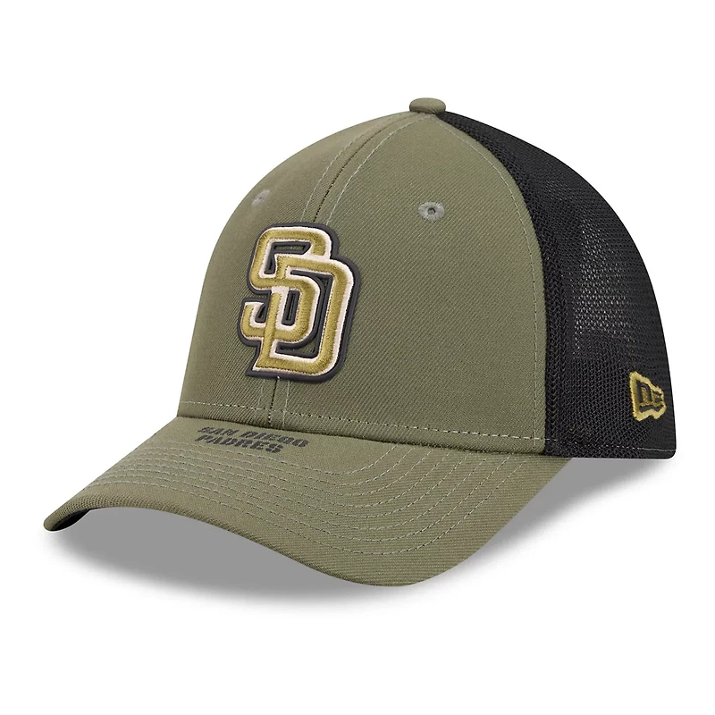 New Era San Diego Padres 2026 Armed Forces Day 39THIRTY M-Crown Flex Hat