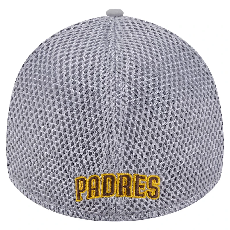 New Era San Diego Padres Linear 39THIRTY Flex-Fit Hat