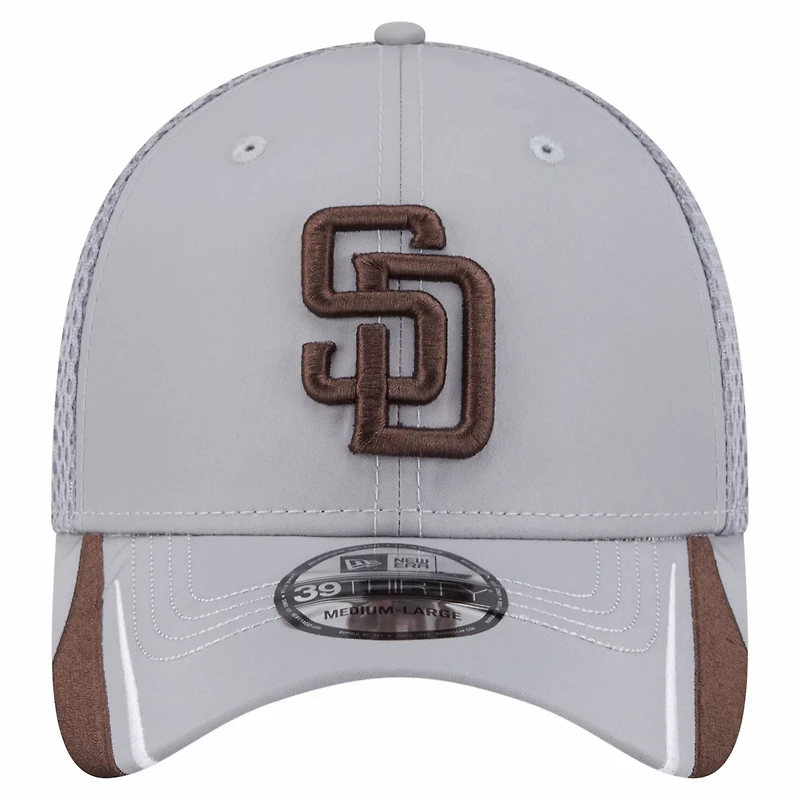 New Era San Diego Padres Linear 39THIRTY Flex-Fit Hat