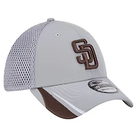 New Era San Diego Padres Linear 39THIRTY Flex-Fit Hat