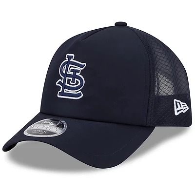 New Era St Louis Cardinals 2026 Batting Practice Apex 9FORTY Adjustable Trucker Hat