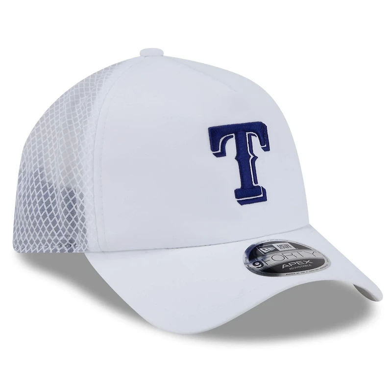 New Era Texas Rangers 2026 Batting Practice Apex 9FORTY Adjustable Trucker Hat