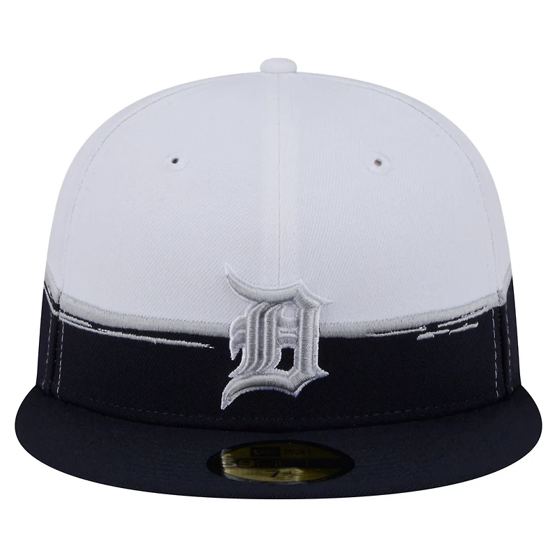 New Era White Detroit Tigers Paint Stroke 59FIFTY Fitted Hat