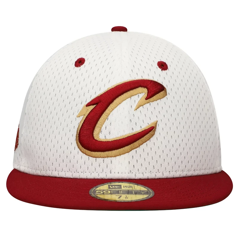 New Era Wine Cleveland Cavaliers Throwback 2Tone 59FIFTY Fitted Hat