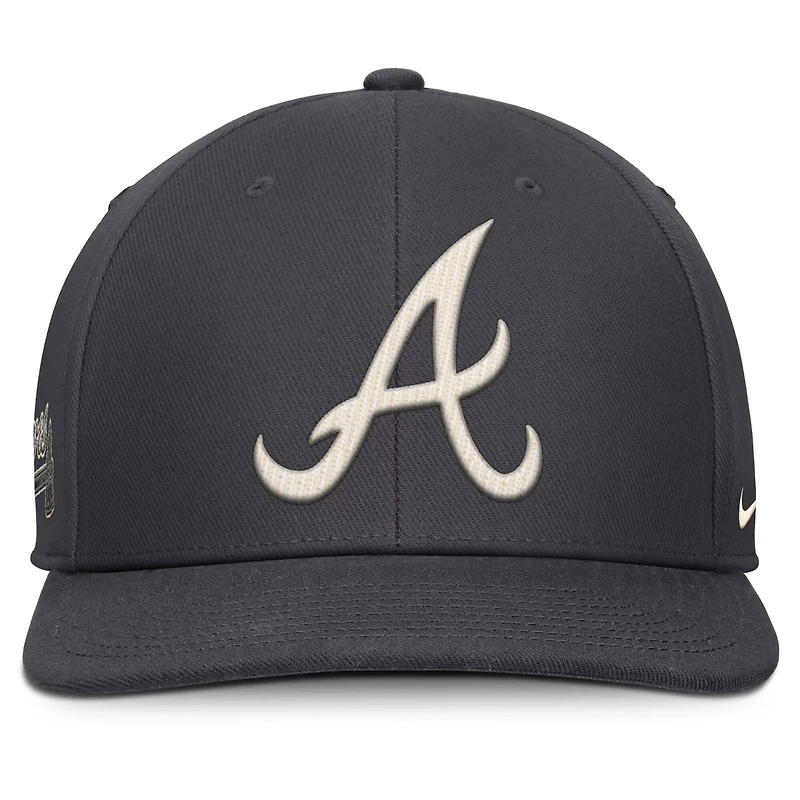 Nike Atlanta Braves Statement Pro Snapback Hat
