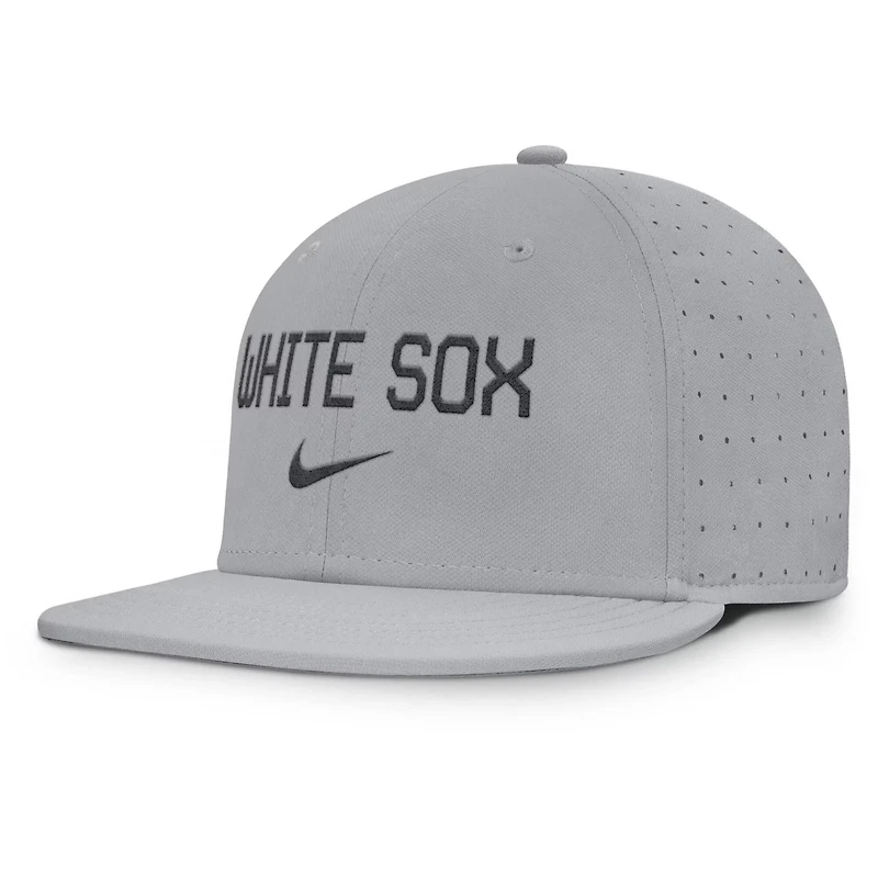 Nike Chicago Sox True Performance Fitted Hat