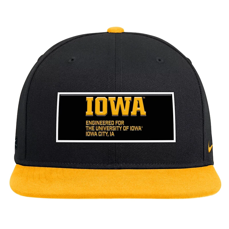 Nike Gold Iowa Hawkeyes 2025 On-Field Patch Pro Dri-FIT Snapback Hat