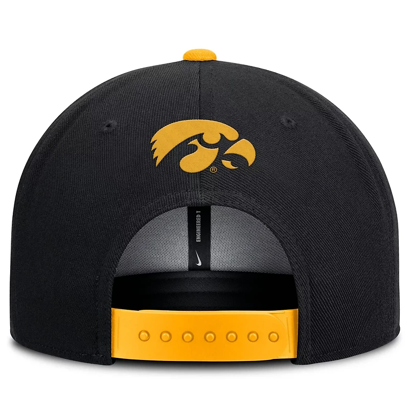 Nike Gold Iowa Hawkeyes 2025 On-Field Patch Pro Dri-FIT Snapback Hat