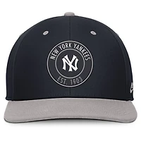 Nike Gray New York Yankees Cooperstown Collection Pro Dri-FIT Snapback Hat