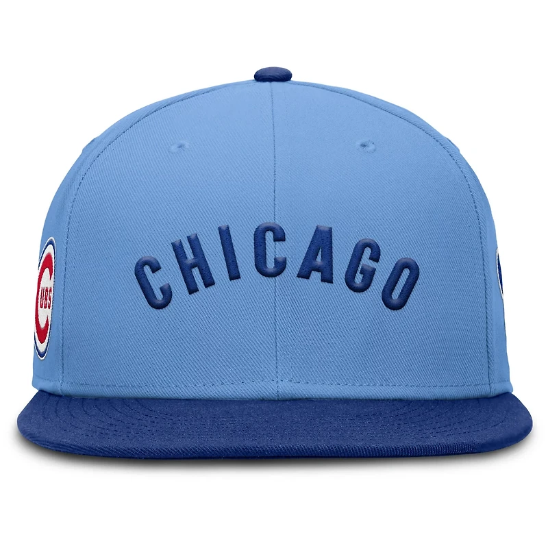 Nike Light Chicago Cubs True Performance Fitted Hat
