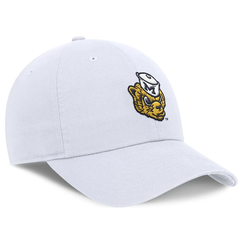 Nike Michigan Wolverines Club Swoosh Performance Adjustable Hat