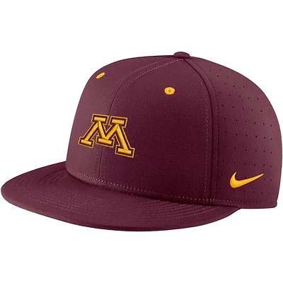 Nike Minnesota Golden Gophers True Performance Fitted Hat