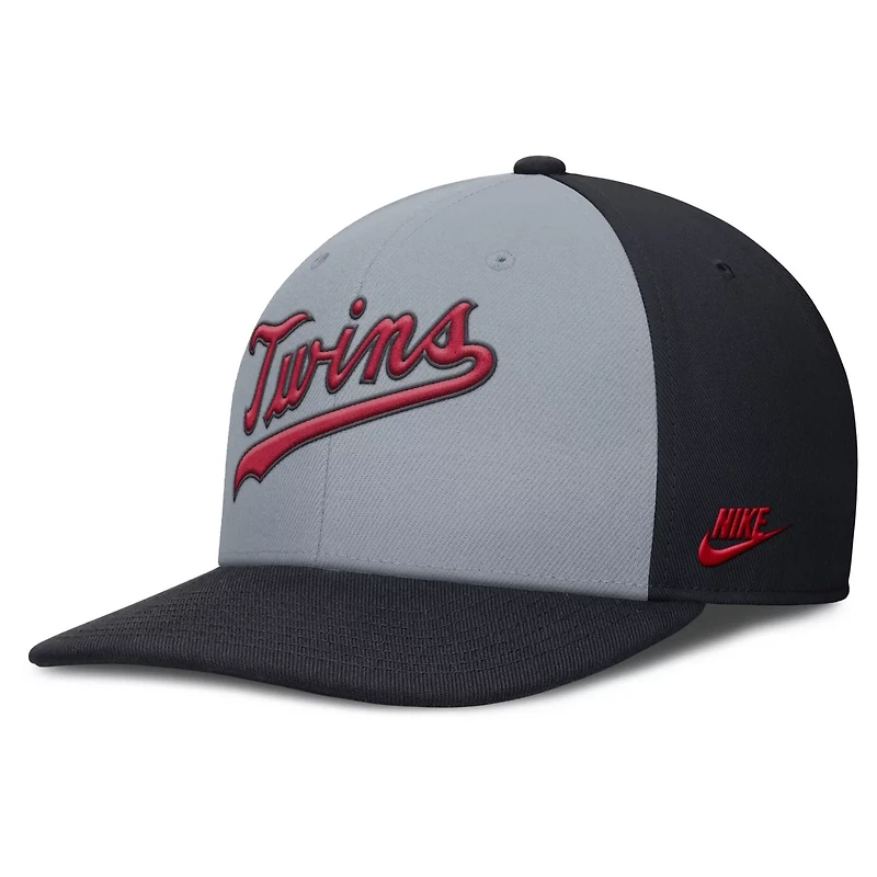 Nike Minnesota Twins Pro Performance Snapback Hat