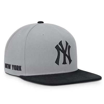 Nike New York Yankees Primetime Pro Dri-FIT Snapback Hat