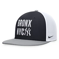 Nike New York Yankees Pro Trucker Snapback Hat