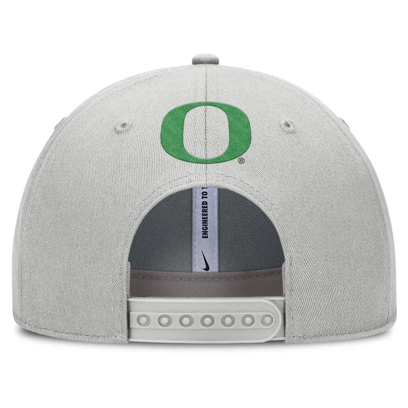Nike Oregon Ducks 2025 Sideline Dust Pinched Rise Adjustable Hat