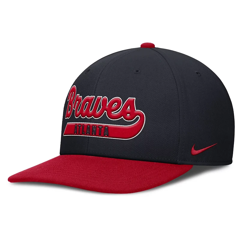 Nike Red Atlanta Braves Pro Performance Snapback Hat