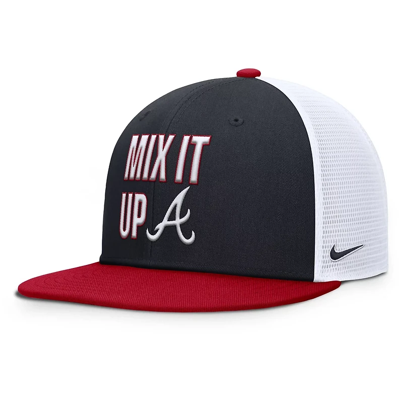 Nike Red Atlanta Braves Pro Performance Trucker Snapback Hat