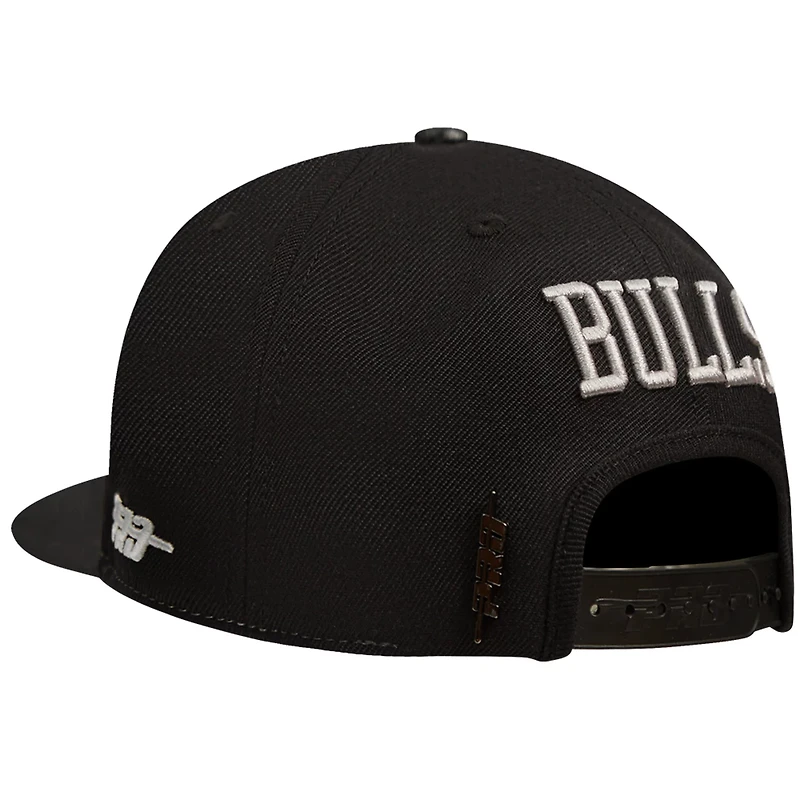 Pro Standard Chicago Bulls French Terry Snapback Hat