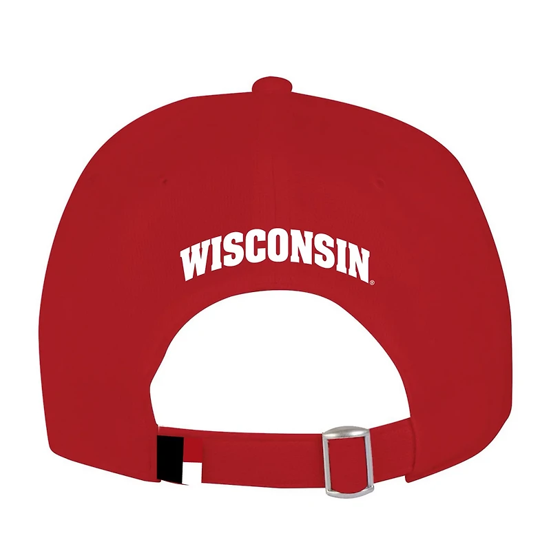 Under Armour Wisconsin Badgers Sideline Blitzing Accent Adjustable Hat