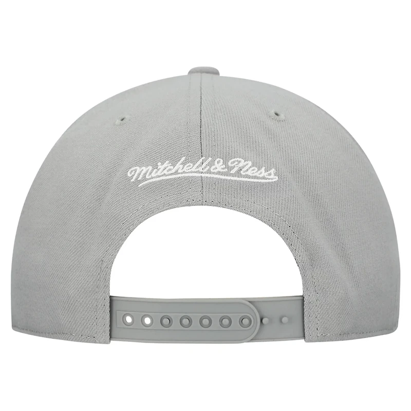 Unisex Mitchell Ness Chicago Sox Basic Coop Pro Adjustable Hat