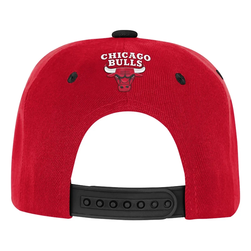 Youth Outerstuff Black Chicago Bulls Two-Tone Snapback Hat