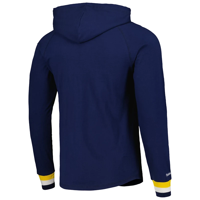 Mitchell  Ness Michigan Wolverines Legendary Raglan Pullover Hoodie