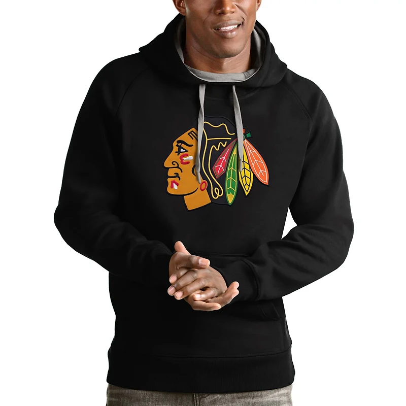 Antigua Chicago Blackhawks Logo Victory Pullover Hoodie