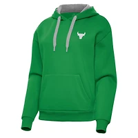 Antigua Chicago Bulls St Patrick's Day Victory Pullover Hoodie