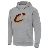 Antigua Men’s Cleveland Cavaliers Victory Raglan Pullover Hoodie