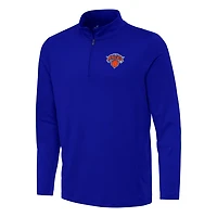 Antigua Men’s New York Knicks Reprocess 1/4-Zip Top