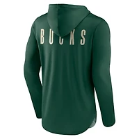 Fanatics Milwaukee Bucks Iconic Defender Lightweight Pullover Hoodie